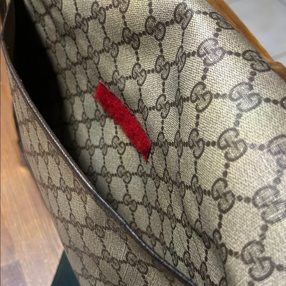 Gucci - Picture 6 of 9